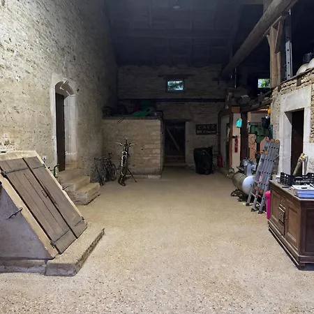 Le Pigeonnier Bed & Breakfast 3*